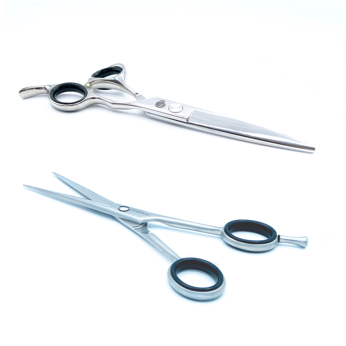 PACK CORTE ESENCIAL compuesto por 1 tijera de corte de filo recto + 1 tijera de corte filo navaja